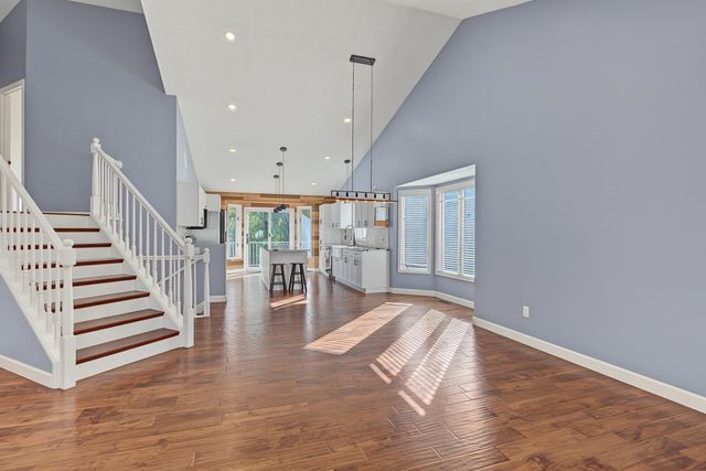 4587 River Bend Place, Savage, MN 55378