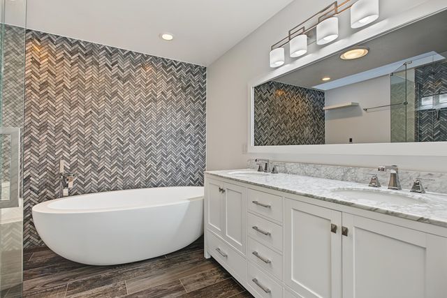 4587 River Bend Place, Savage, MN 55378