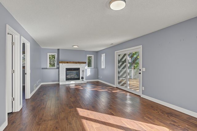 4587 River Bend Place, Savage, MN 55378