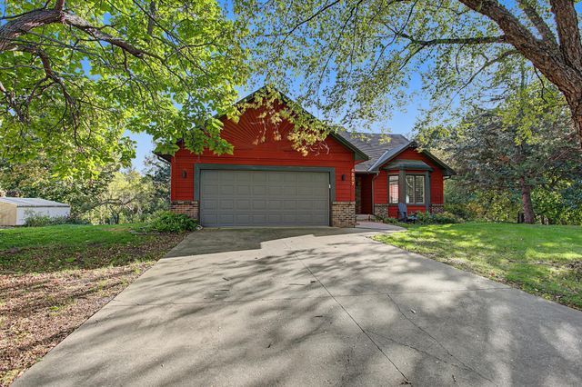 4587 River Bend Place, Savage, MN 55378