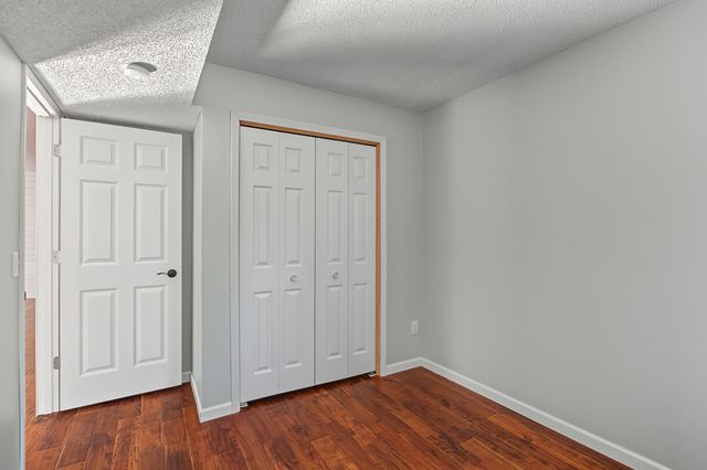 4587 River Bend Place, Savage, MN 55378