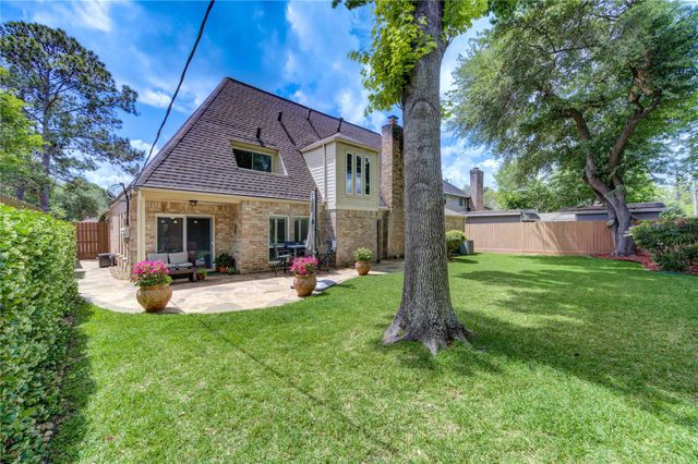 12310 Rocky Knoll Drive, Houston, TX 77077