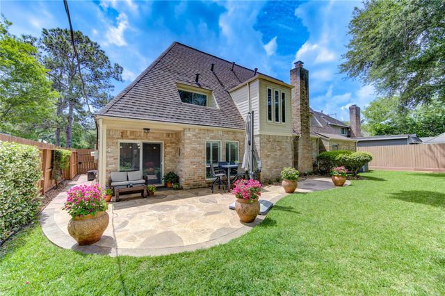 12310 Rocky Knoll Drive, Houston, TX 77077