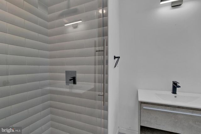 613 W 33RD ST, Baltimore, MD 21211