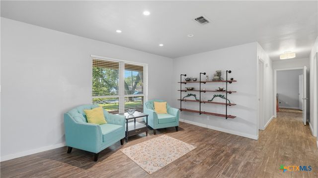 1612 Kraft Ln, New Braunfels, TX 78130