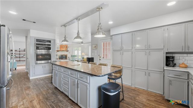 1612 Kraft Ln, New Braunfels, TX 78130