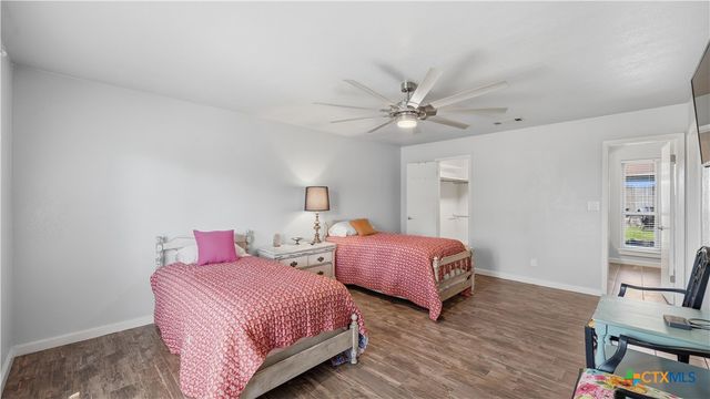 1612 Kraft Ln, New Braunfels, TX 78130