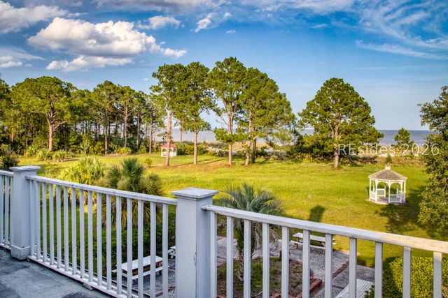 55 Fuskie Ln, Daufuskie Island, SC 29915