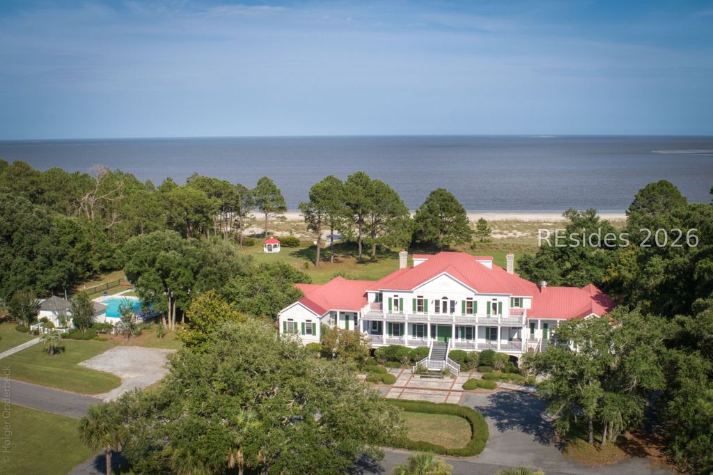 55 Fuskie Ln, Daufuskie Island, SC 29915