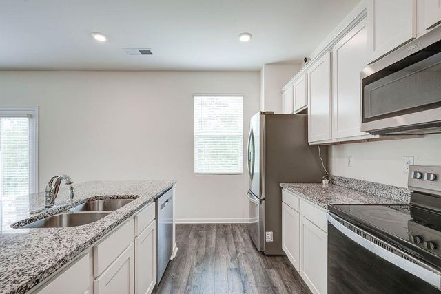 206 Aster Avenue, Locust Grove, GA 30248