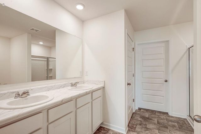 206 Aster Avenue, Locust Grove, GA 30248