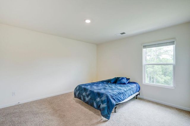 206 Aster Avenue, Locust Grove, GA 30248