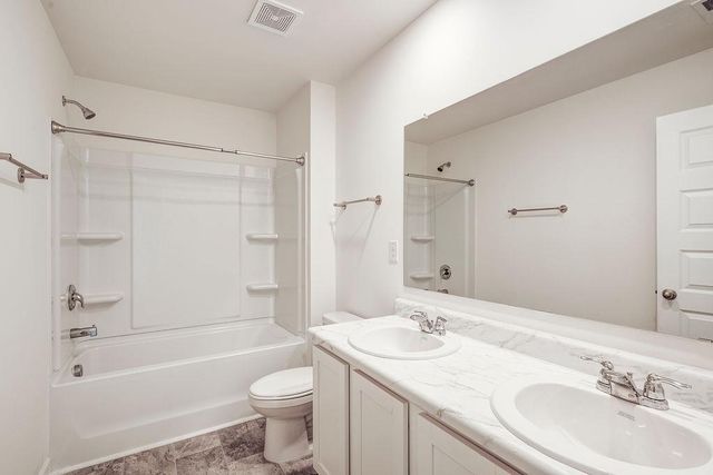 206 Aster Avenue, Locust Grove, GA 30248