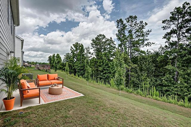 206 Aster Avenue, Locust Grove, GA 30248