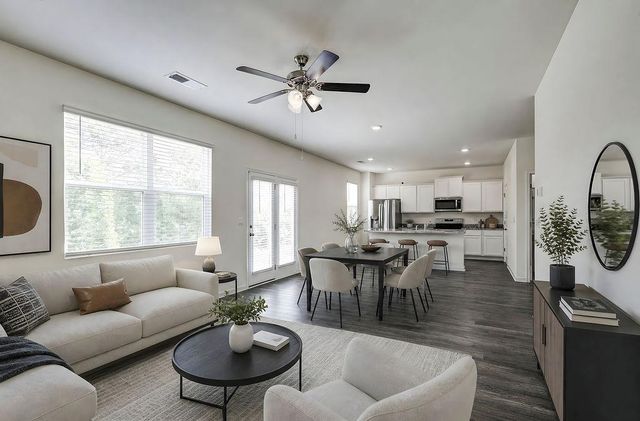 206 Aster Avenue, Locust Grove, GA 30248