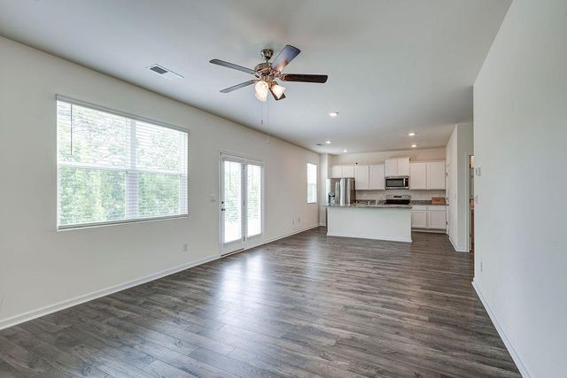 206 Aster Avenue, Locust Grove, GA 30248