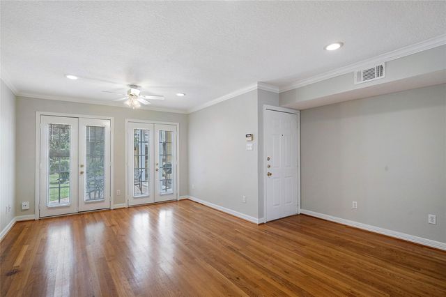1801 Lexington Street, Houston, TX 77098