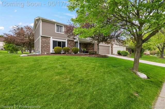 25979 Petros Boulevard, Novi, MI 48375
