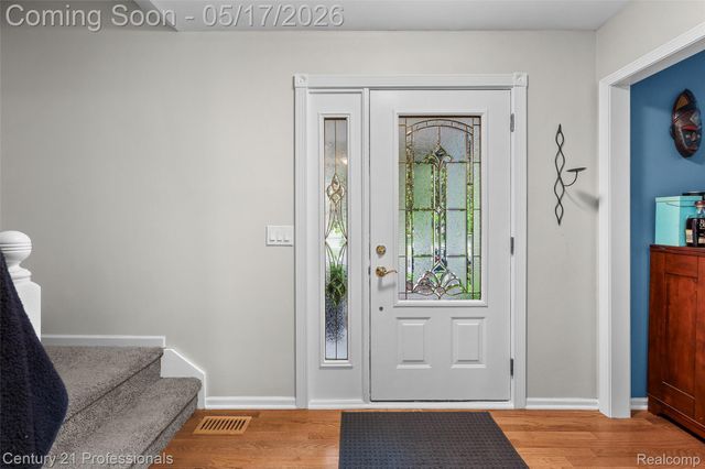 25979 Petros Boulevard, Novi, MI 48375
