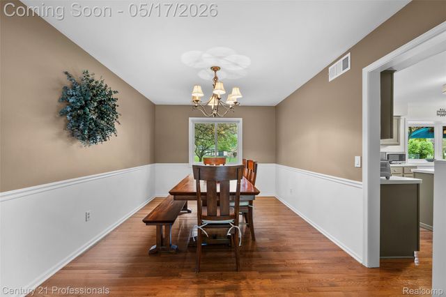 25979 Petros Boulevard, Novi, MI 48375