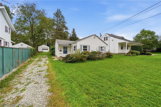155 Hawk Avenue, Akron, OH 44312
