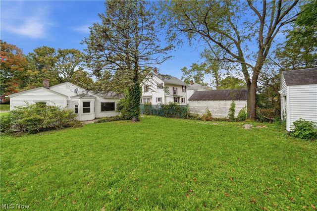 155 Hawk Avenue, Akron, OH 44312