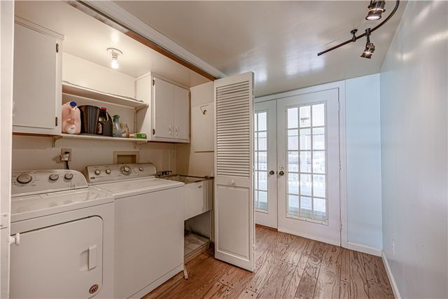 156 Mclaughlin Dr, New Kensington, PA 15068