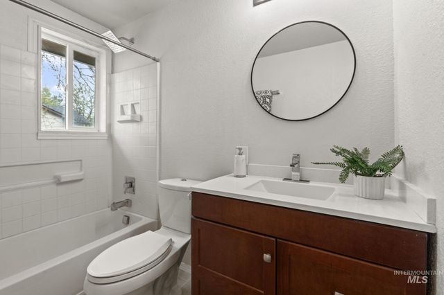 7151 W Lamplighter St., Boise, ID 83714