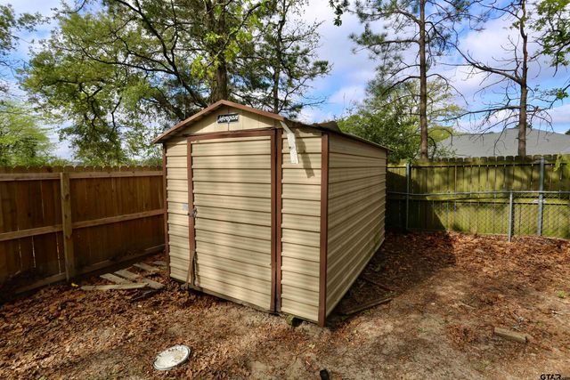 17361 Cory Ray, Lindale, TX 75771