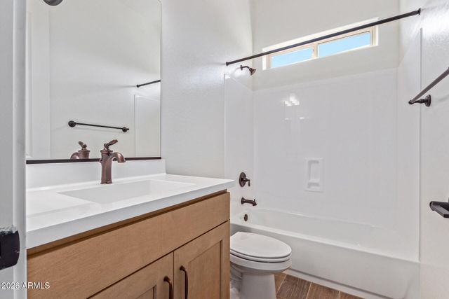 5719 E SAYAN Street, Mesa, AZ 85215