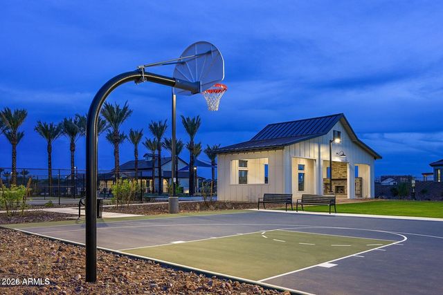 5719 E SAYAN Street, Mesa, AZ 85215