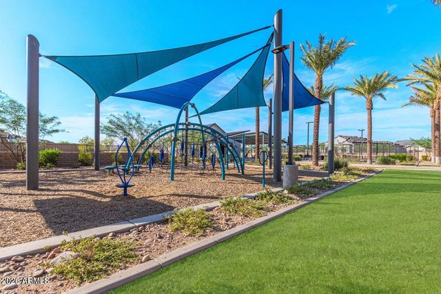 5719 E SAYAN Street, Mesa, AZ 85215