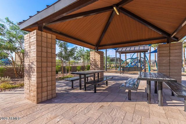 5719 E SAYAN Street, Mesa, AZ 85215