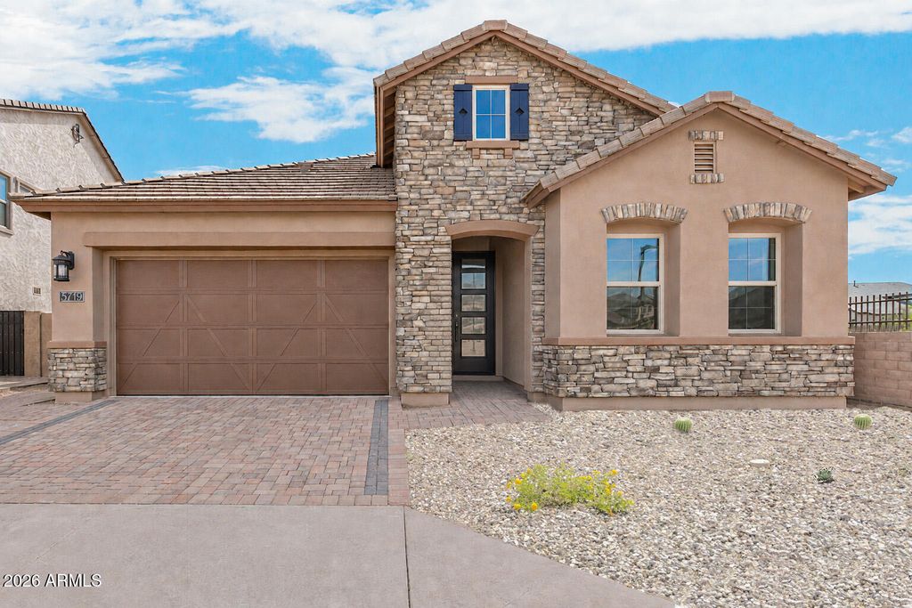 5719 E SAYAN Street, Mesa, AZ 85215 — photo 2