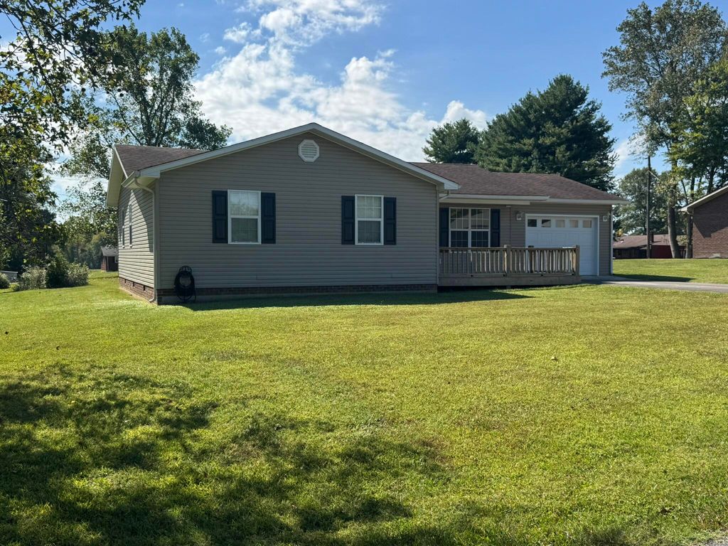 44 Cheyenne Drive, Russell Springs, KY 42642