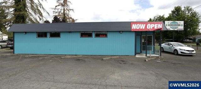 1803 Lansing Av NE, Salem, OR 97301