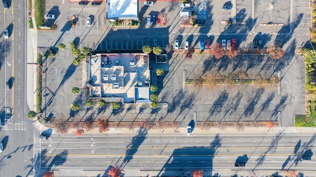 1987 Hilltop Drive, Redding, CA 96002