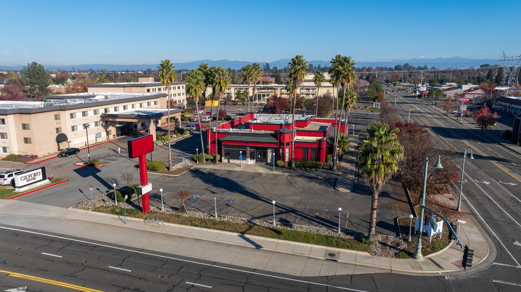 1987 Hilltop Drive, Redding, CA 96002