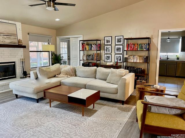 29608 TERRA VIS, Fair Oaks Ranch, TX 78015