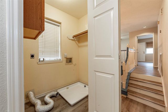 1227 Mabry Mill Road, Houston, TX 77062