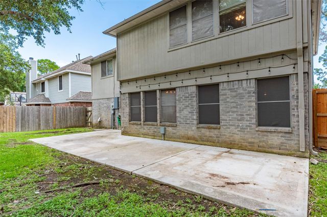 1227 Mabry Mill Road, Houston, TX 77062