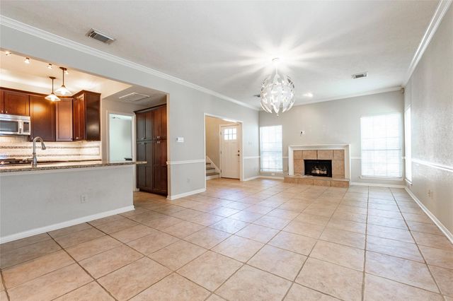 1227 Mabry Mill Road, Houston, TX 77062