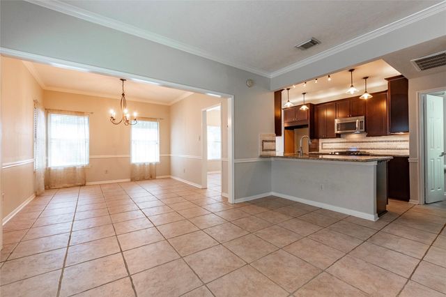 1227 Mabry Mill Road, Houston, TX 77062