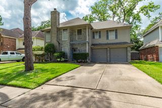 1227 Mabry Mill Road, Houston, TX 77062