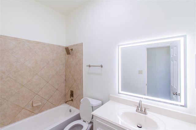 3703 Windmill Links Drive, Richmond, TX 77407