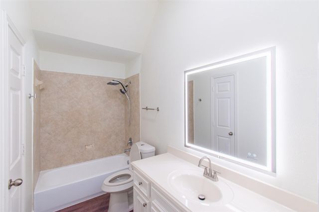 3703 Windmill Links Drive, Richmond, TX 77407