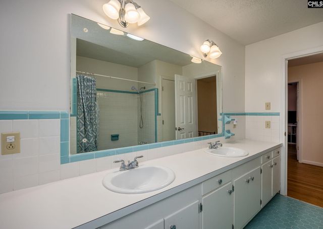 560 Edisto Drive, Batesburg, SC 29006