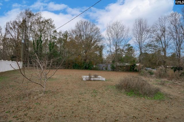 560 Edisto Drive, Batesburg, SC 29006