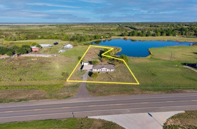 10829 St Highway 34, Ladonia, TX 75449
