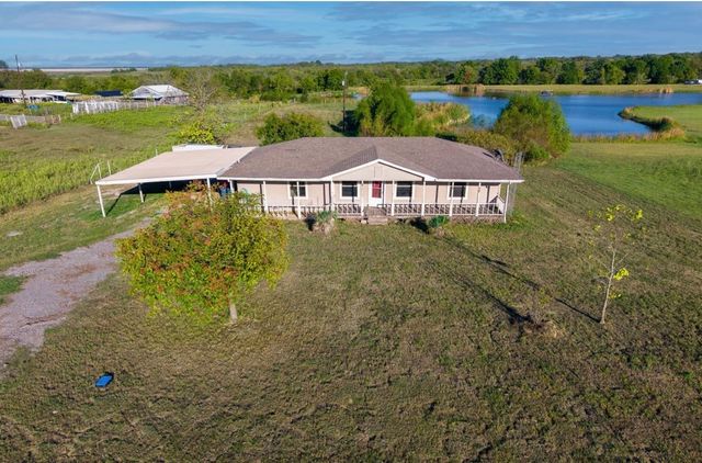 10829 St Highway 34, Ladonia, TX 75449